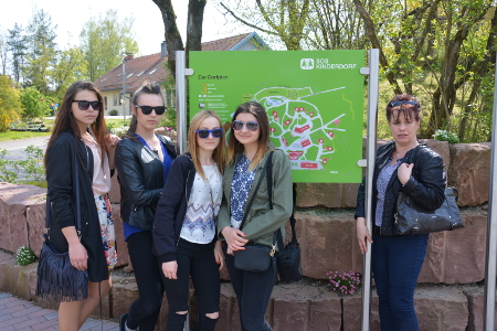 Besuch des SOS-Kinderdorfes Besuch des SOS-Kinderdorfes