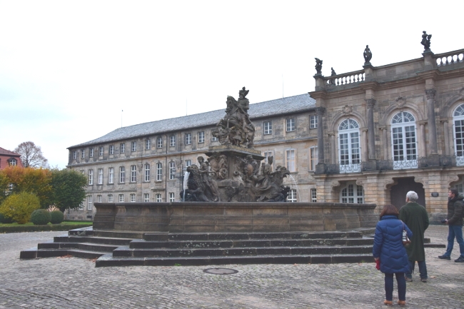 Vor dem Markgräflichen Schloss Vor dem Markgräflichen Schloss