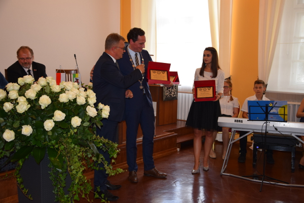 Ehrungen durch die Bürgermeister Lech und Paul Ehrungen durch die Bürgermeister Lech und Paul