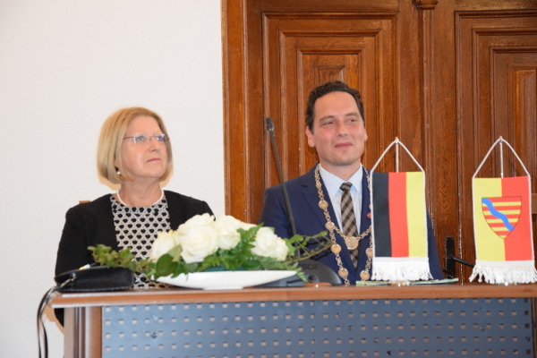 Bürgermeister Dr. Mario Paul mit 3. Bürgermeisterin Ruth Steger Bürgermeister Dr. Mario Paul mit 3. Bürgermeisterin Ruth Steger